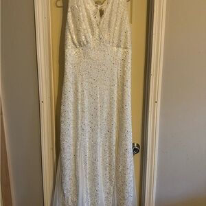 Vandalize Sleeveless White Gown